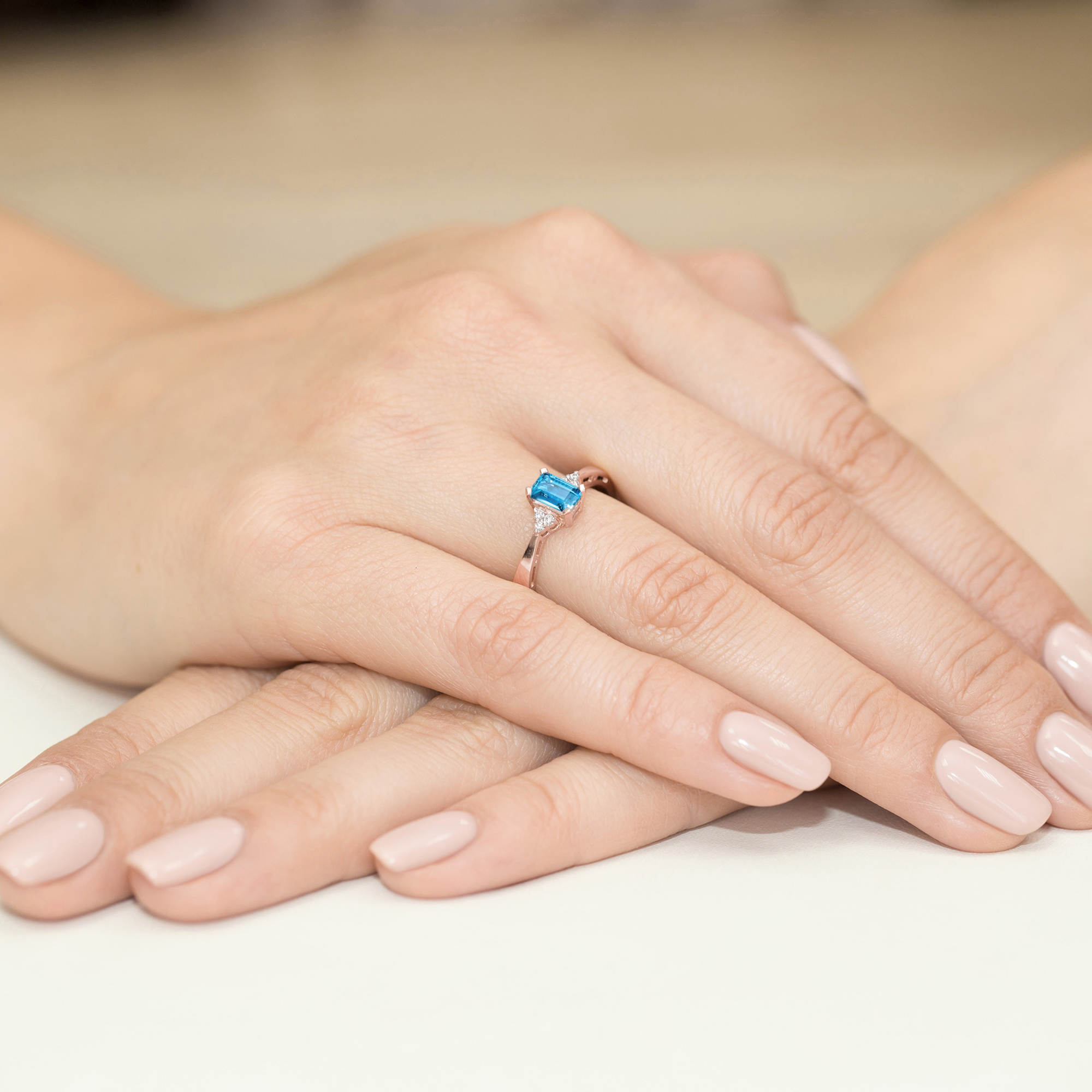 Pierścionek Topaz Swiss 0,65ct różowe złoto - obrazek 4