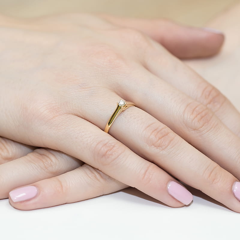 Pierścionek Diament 0,10ct żółte złoto - obrazek 4