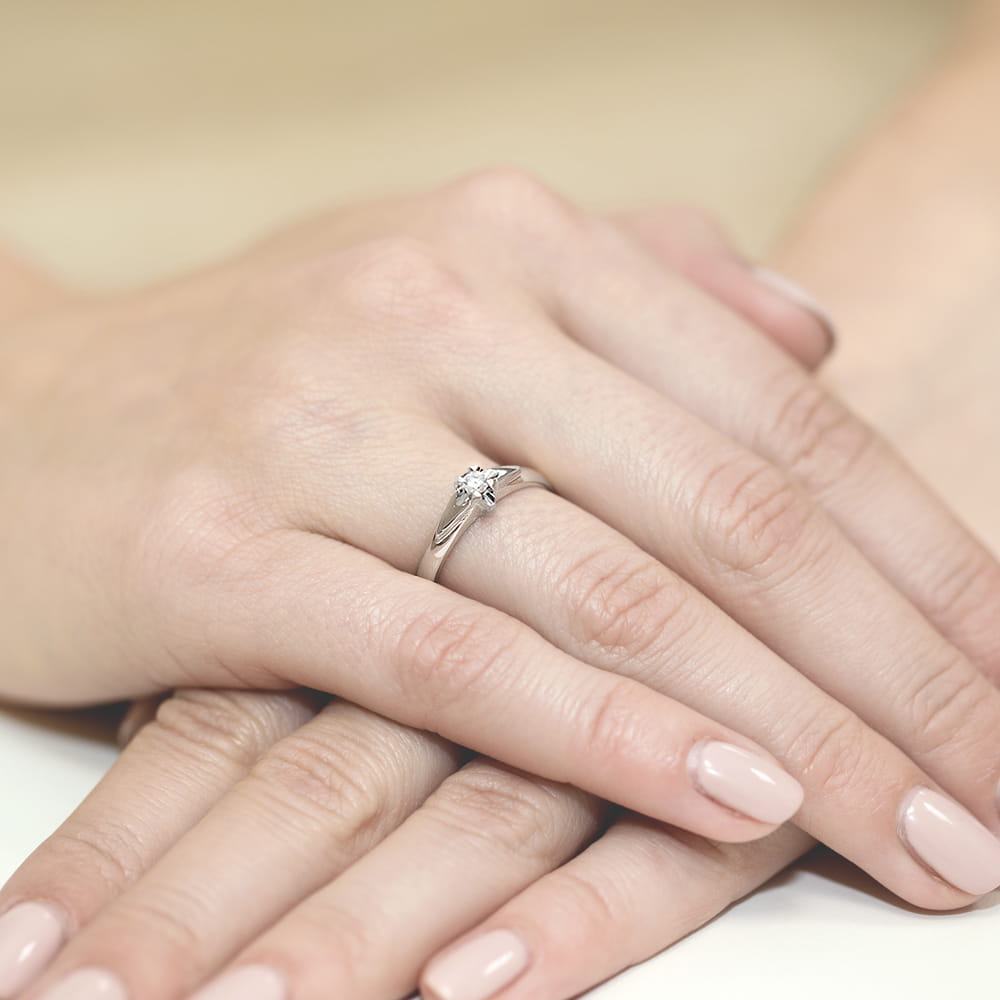 Pierścionek Diament 0,08ct białe złoto - obrazek 4