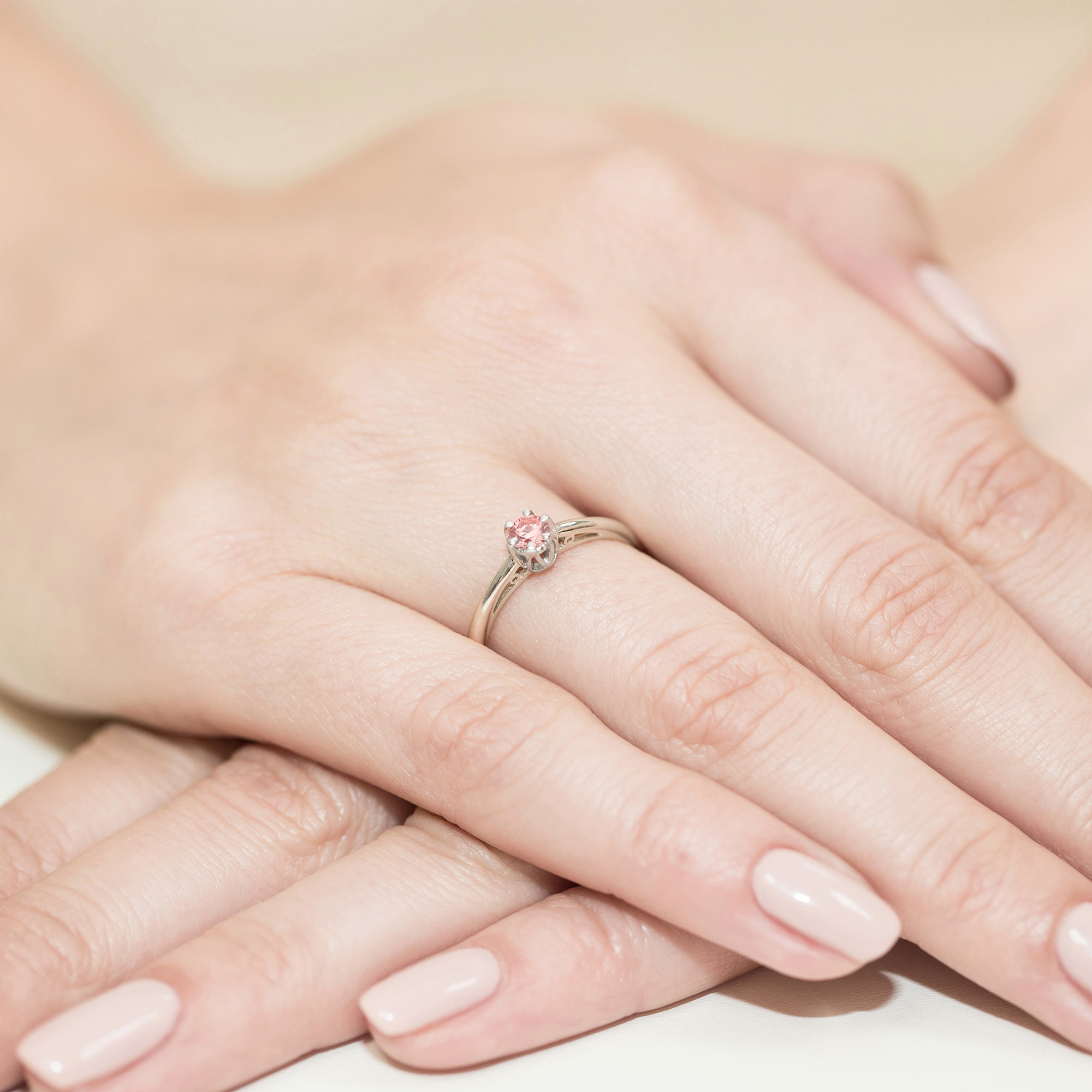 Pierścionek Diament Laboratoryjny różowy 0,15ct białe złoto 375 - obrazek 4