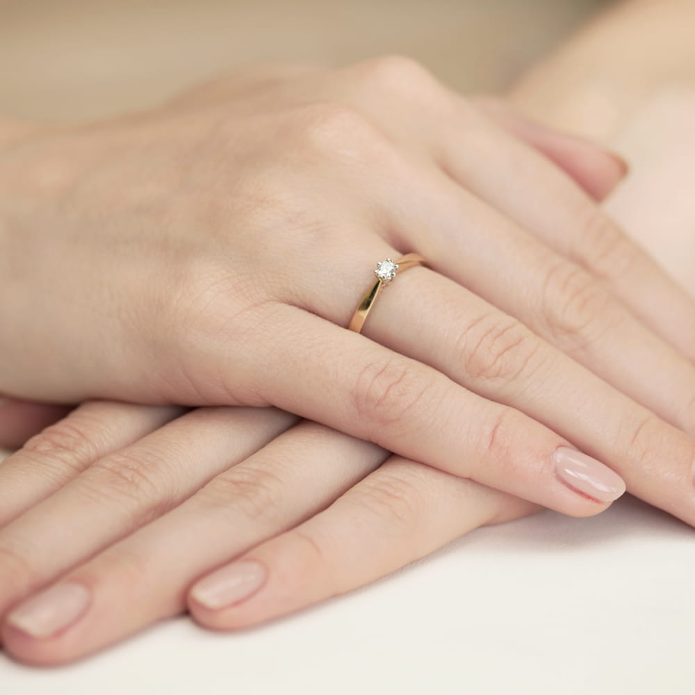 Pierścionek Diament 0,12ct żółte złoto 375 - obrazek 4