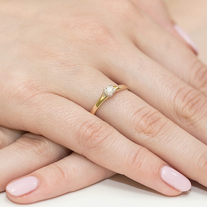 Pierścionek Diament 0,20ct żółte złoto 375 - obrazek 4