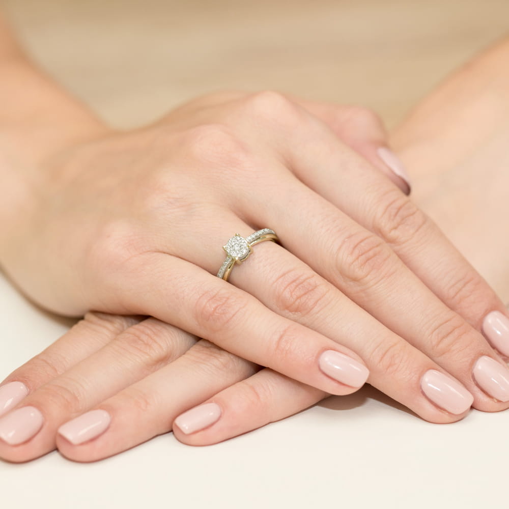 Pierścionek Diament 0,08ct żółte złoto - obrazek 4