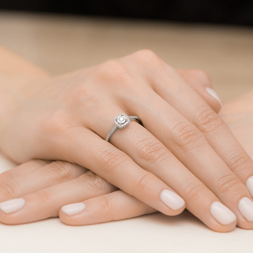 Pierścionek Diament 0,08ct białe złoto - obrazek 4
